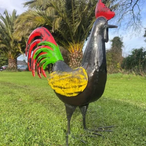 Statue de Coq en Métal Recyclé - Décoration de Jardin Artisanale Madagascar
